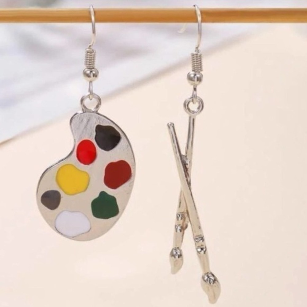 Palette and Paintbrush Mismatched Drop Earrings BRAND NEW - Picture 1 of 5